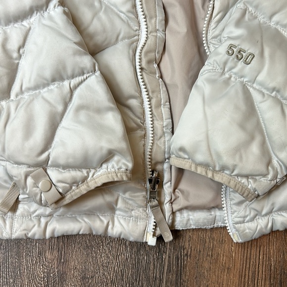 Girls Northface Jacket - Picture 2 of 4